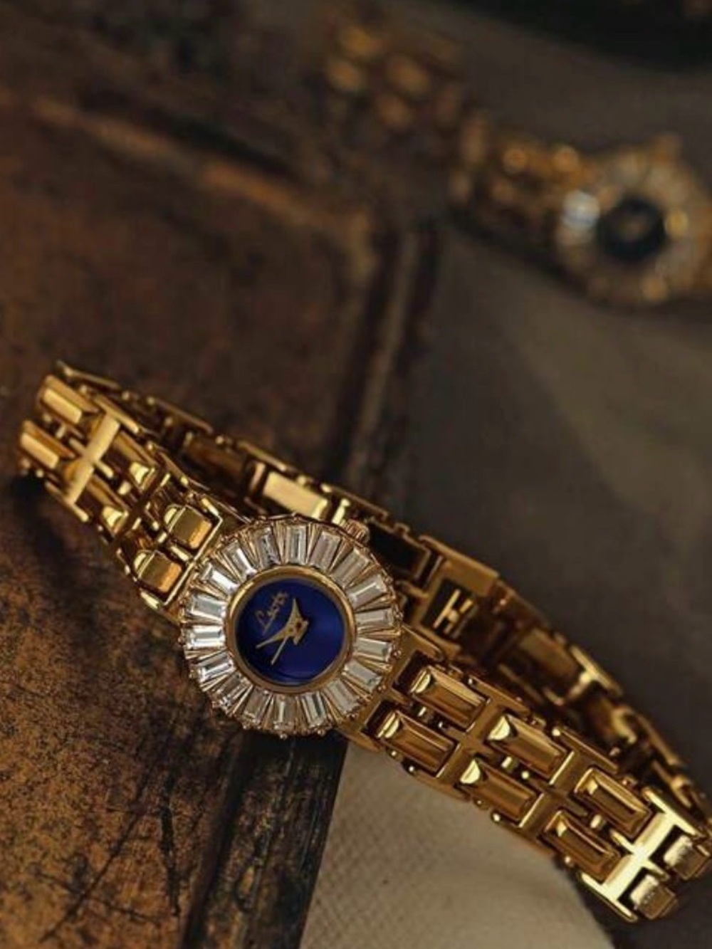 Vintage Crystal Bracelet Watch - Women Accessories